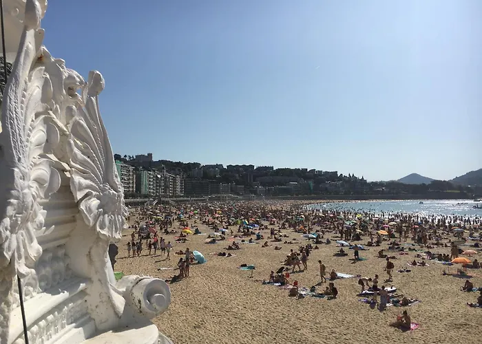 ゲストハウス Miradaalaconcha サン・セバスティアン