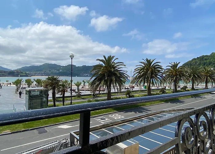 Miradaalaconcha サン・セバスティアン