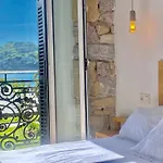 Guest house Miradaalaconcha 3*