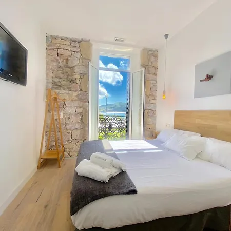 Guest house Miradaalaconcha 3*