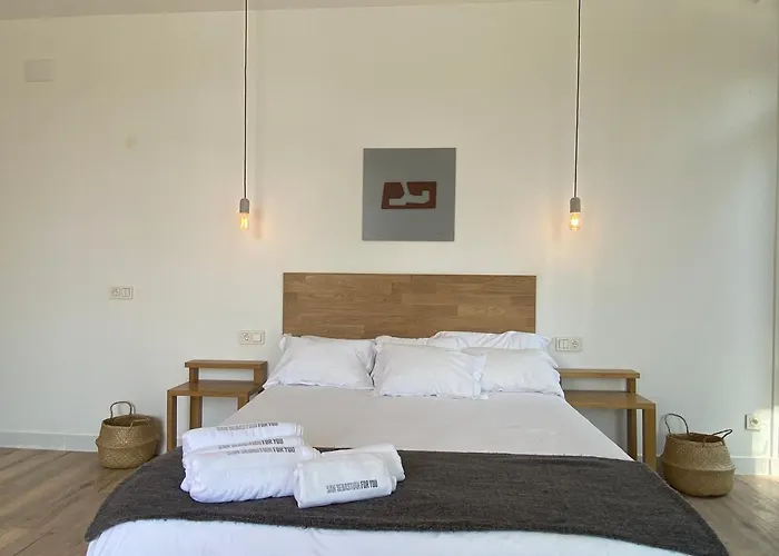 Guest house Miradaalaconcha 3*