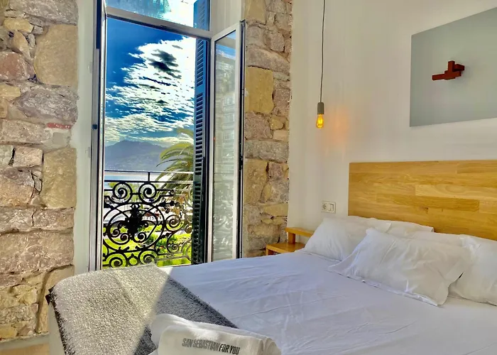 Miradaalaconcha 3* San Sebastián